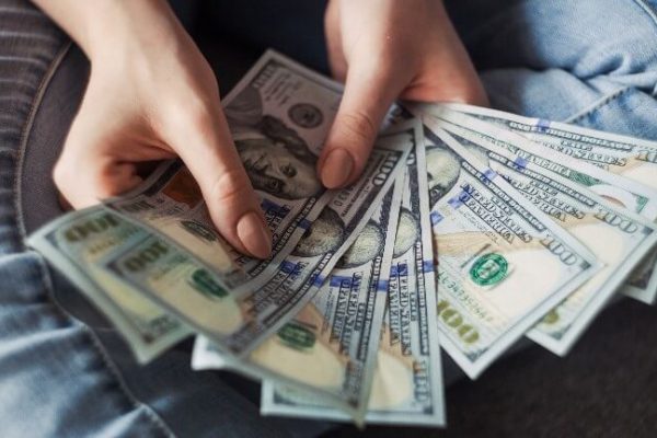 Affiliate Marketing: Easy Step by Step Guide for Beginners